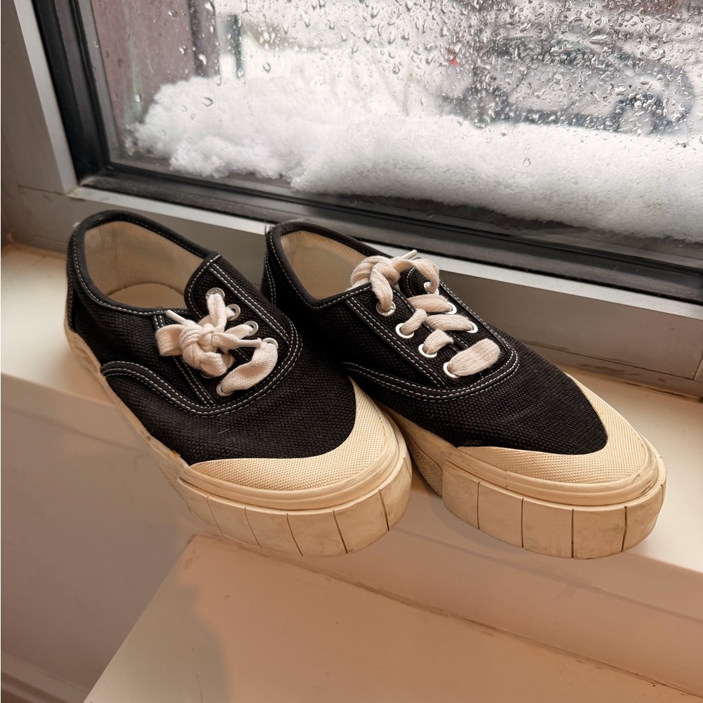 Black and Cream Women's Sneakers